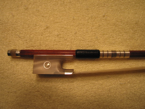 RARE SILVER BULL HORN Violin Bow, High Quality, 4/4